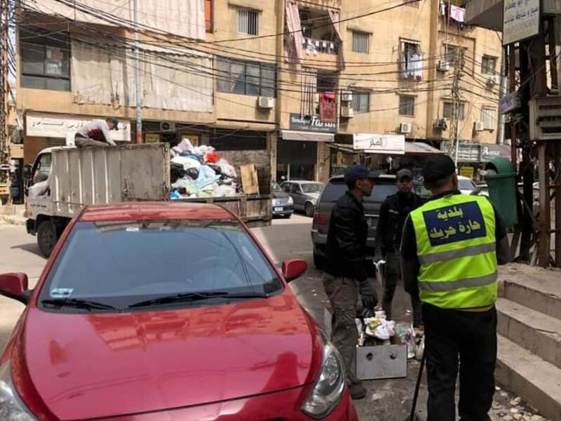 عمال النظافة لم يتلقو رواتبهم
