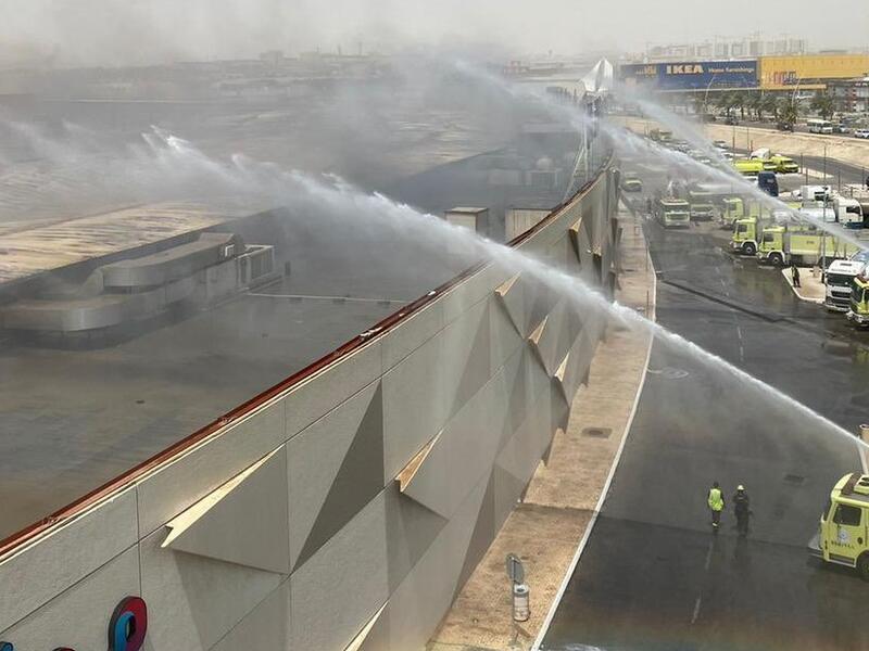 السيطرة على حريق الظهران مول في السعودية