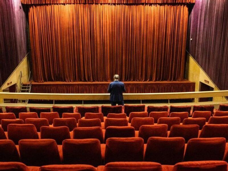 Empty seats 