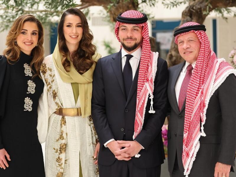 والدتها: السيدة عزة بنت نايف عبدالعزيز أحمد السديري.