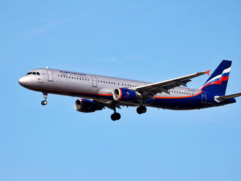 Sanction-Hit Russia Strips Its Jets to Secure Spare Parts: Report