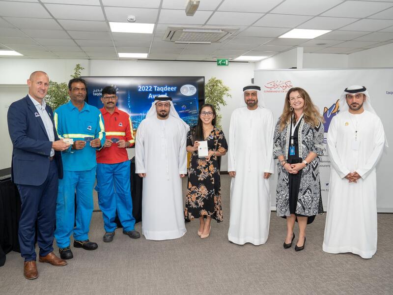 Taqdeer Award Presented Special Discount Cards to Workers Following the Success of Projects at Expo City