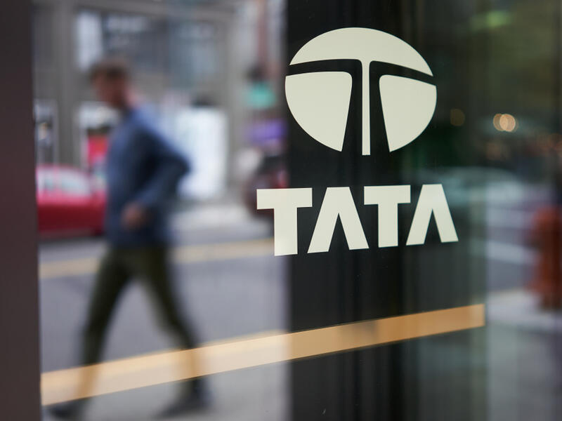 Tata Sons to Pump Up to $4 Billion in Air India