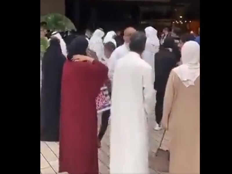 الكويت.. انهيار سقف مطعم على رؤوس الزبائن