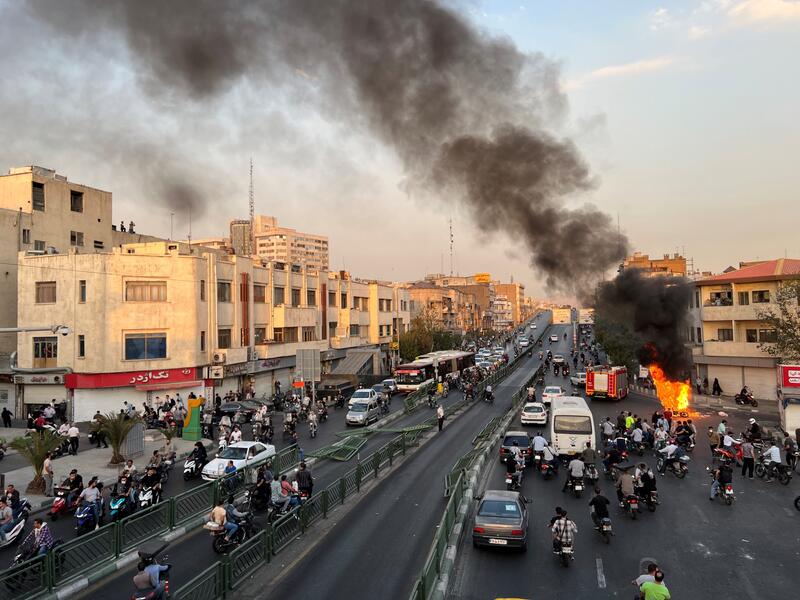 جانب من الاحتجاجات في ايران (أ ف ب)