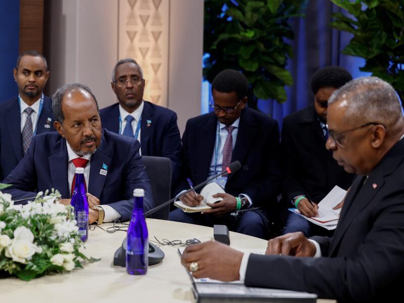 Somalia's Sheikh Mahmood with 