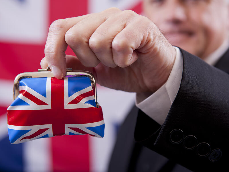 UK economy tightens