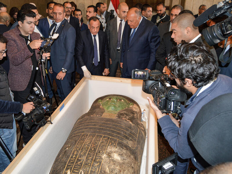 Wooden sarcophagus