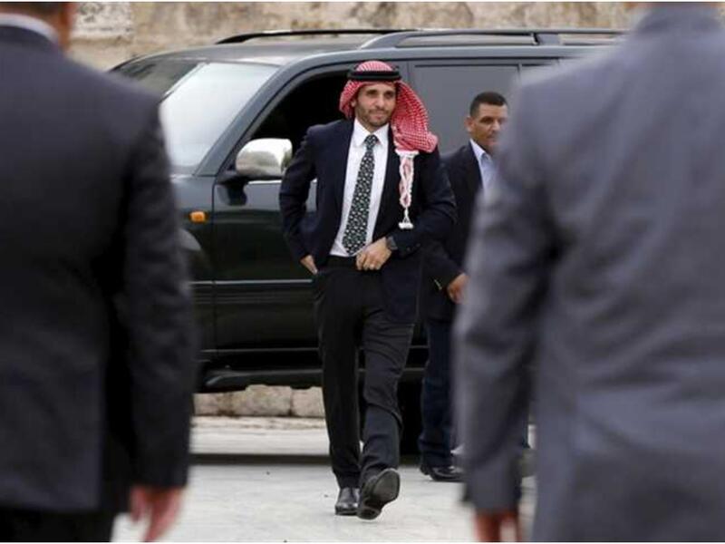 الأمير الأردني حمزة بن الحسين (1999-2004): بعد إقالته، ظل منصب ولي العهد شاغرًا حتى عين الملك عبد الله الثاني نجله الأكبر، الأمير الحسين، وليًا للعهد في عام 2009.