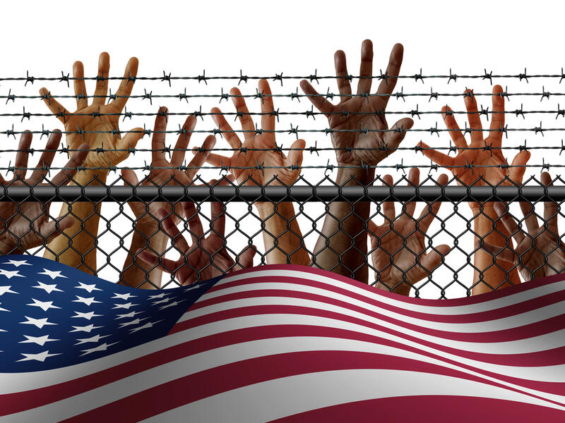 Massive horde of migrants storm checkpoint to enter the US