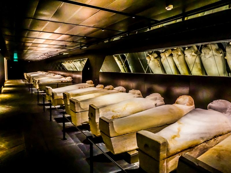 pharaonic coffin
