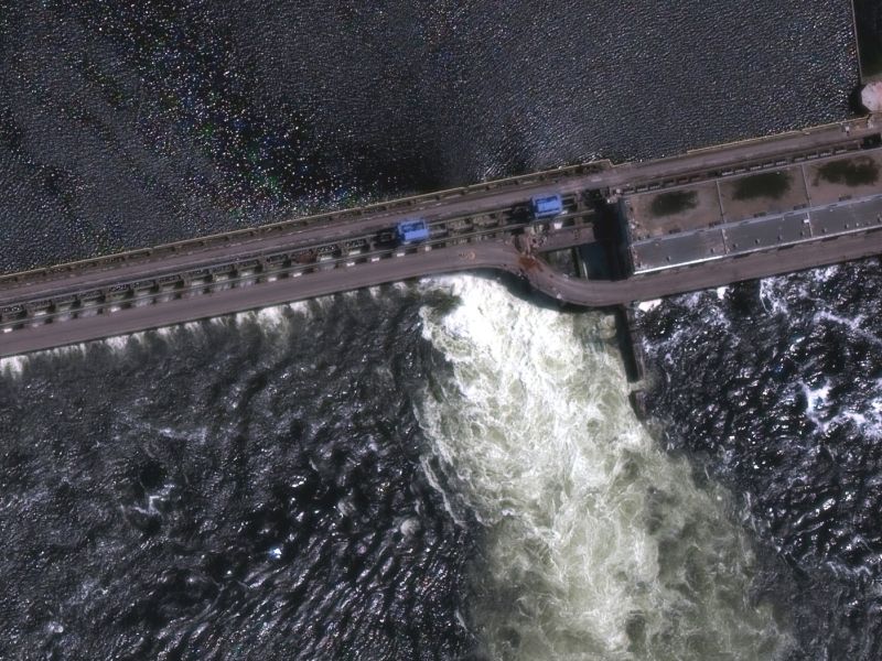 Nova Khakovka dam