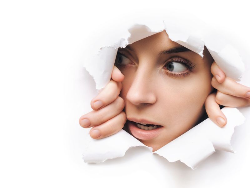 كيف تتعامل مع الأقارب المزيفين؟ 