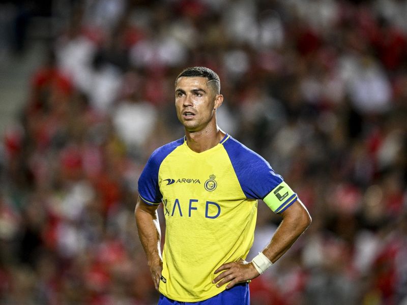 Al Nassr's Portuguese forward Cristiano Ronaldo looks on during the Algarve Cup football match between Al Nassr and SL Benfica at Algarve stadium in Loule on July 20, 2023. (Photo by Patricia DE MELO MOREIRA / AFP)