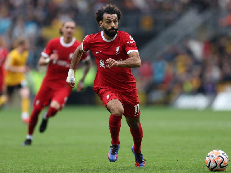 محمد صلاح (Photo by Adrian DENNIS / AFP) 