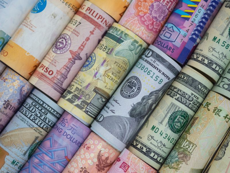 strongest currencies