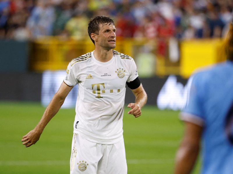 Bayern Munich's German forward Thomas Muller looks on during the international friendly match between Manchester City and FC Bayern Munich at at Lambeau Field in Green Bay, Wisconsin, on July 23, 2022. (Photo by Kamil KRZACZYNSKI / AFP)