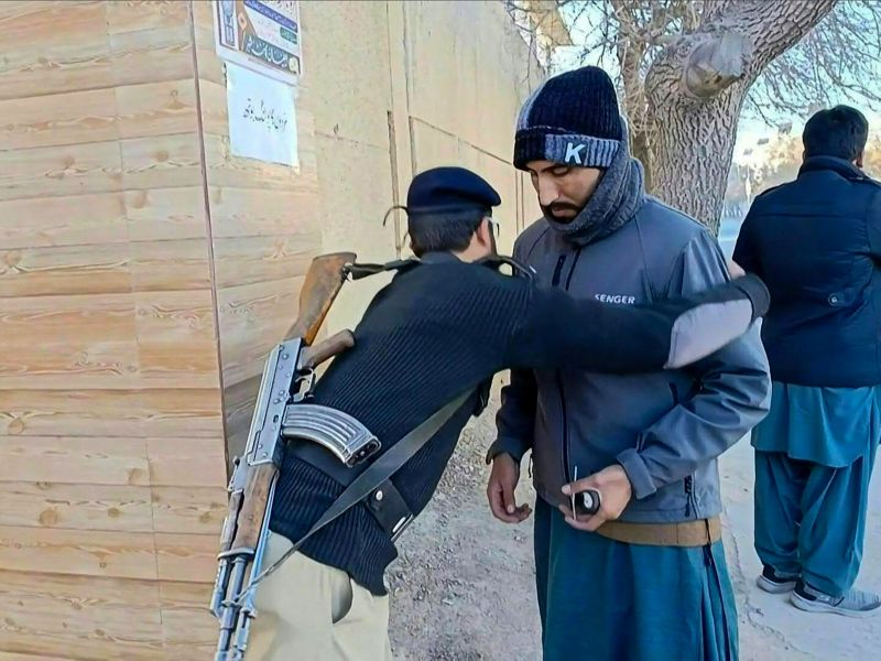 Voting temporarily halted in Pakistan's Tank district