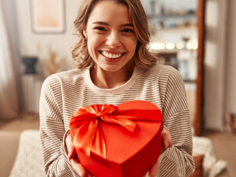 أفضل 4 هدايا للنساء في عيد الحب
