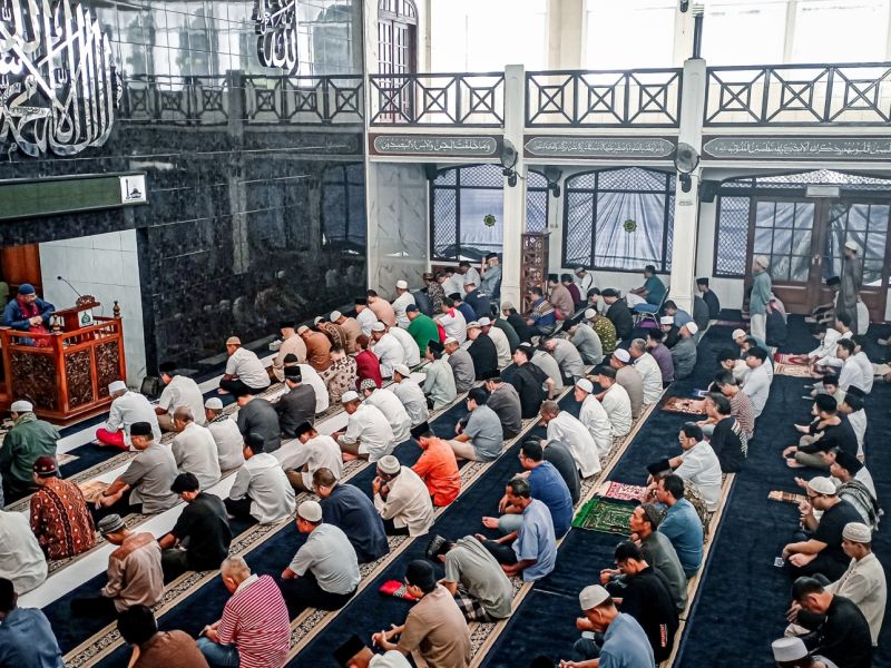 تفسير رؤية صلاة التراويح في المنام  