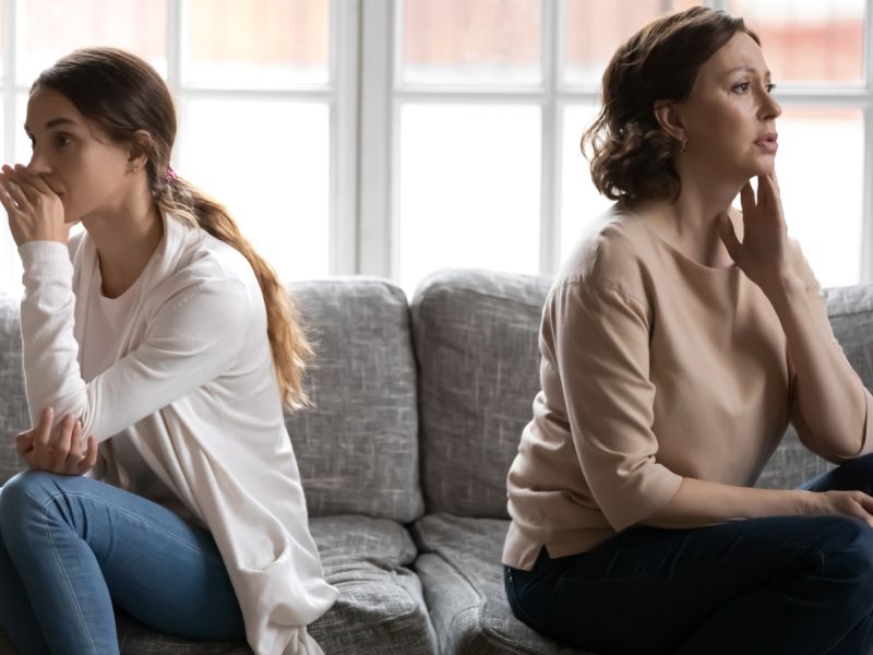 6 أسئلة وإجابات عن متلازمة الأم الباردة