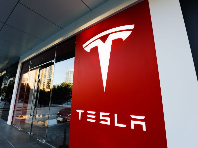 Elon Musk wants to hire laid off Tesla Supercharger team employees back now