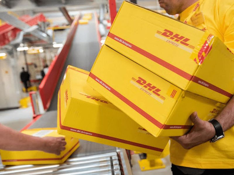  وظائف خالية بشركة DHL لحملة الثانوية برواتب 8500 ريال