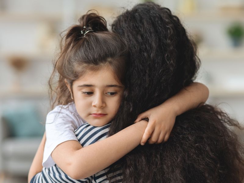 5 أشياء تجعل طفلك يشعر بالاستبعاد أو التجاهل