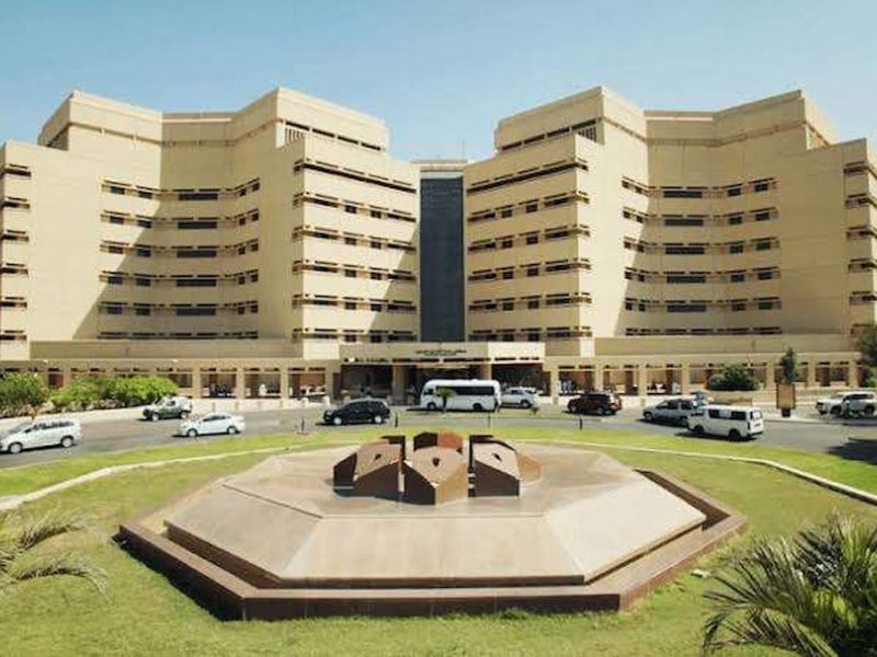 تخصصات كلية الهندسة جامعة الملك عبد العزيز.. الشروط ونسب القبول