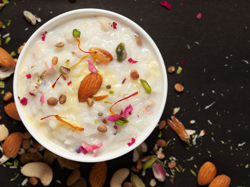 بودنغ الأرز بحليب اللوز  (وصفة نباتية)