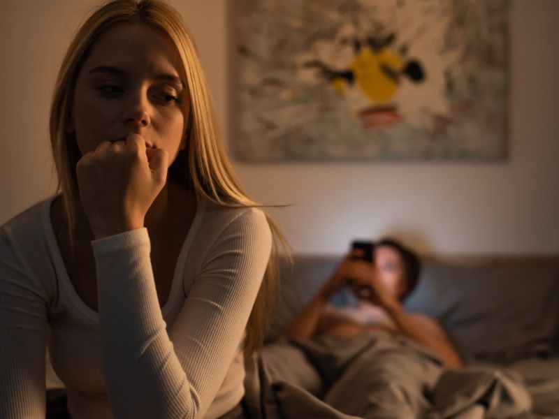 ما دلالات حلم الخيانة في المنام؟