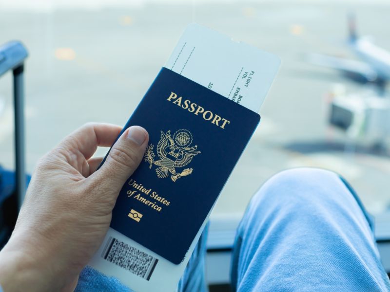 تفسير حلم رؤية جواز السفر للعزباء والمتزوجة 