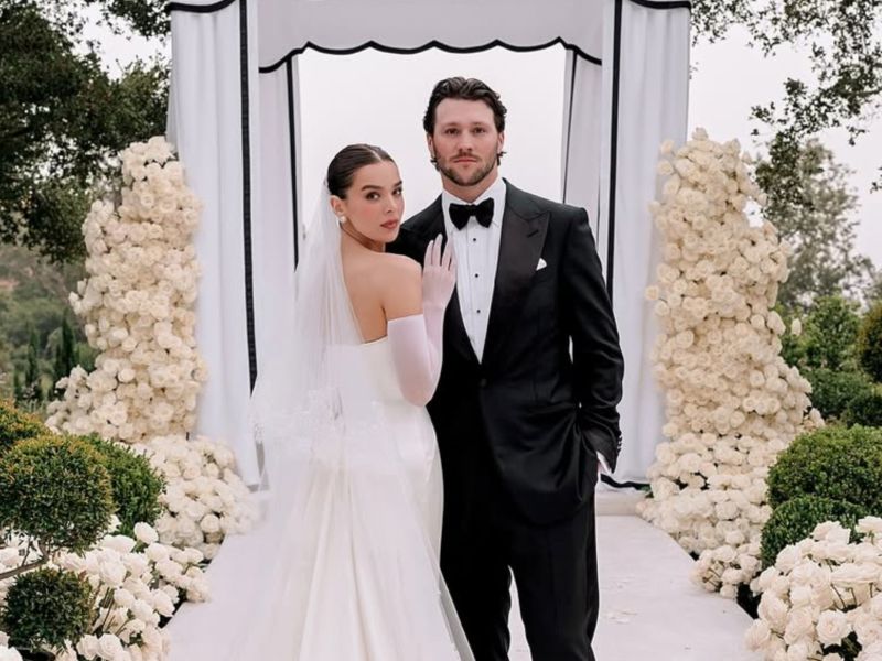 Hailee Steinfeld & Josh Allen