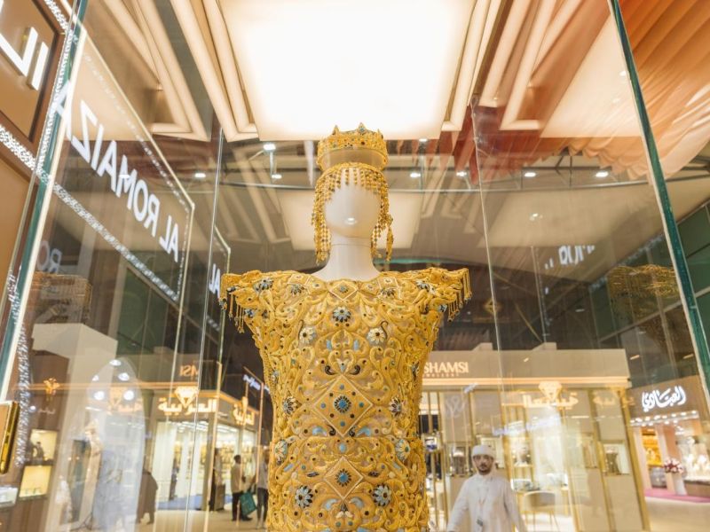 Dubai Dress by "Al Romaizan" Enters Guinness World Records for Heaviest Gold Dress