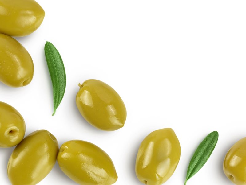 الزيتون الأخضر في بداية الحمل: كنز غذائي لصحة الأم والجنين الزيتون الأخضر في بداية الحمل: كنز غذائي لصحة الأم والجنين