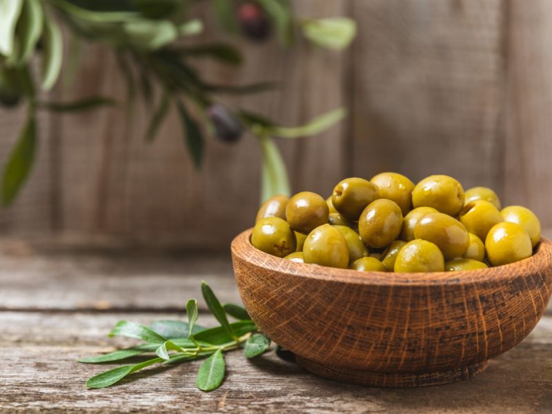 كم حبة زيتون أخضر مسموح بها في اليوم؟ كم حبة زيتون أخضر مسموح بها في اليوم؟