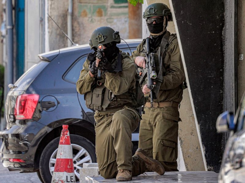 Israeli soldiers 