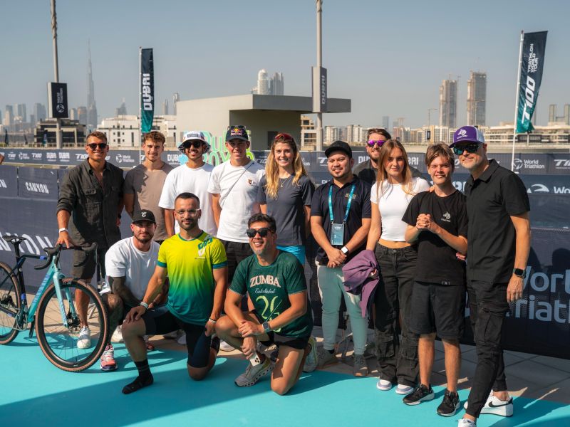 ترايثلون دبي T100 على الموعد مع تحدي المحترفين 