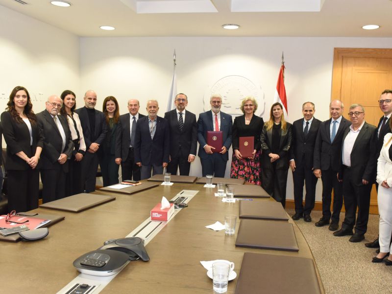 Ministry of Education and Higher Education and AUB Sign MoU to Advance Education Reform and Strengthen Online Learning in Lebanon