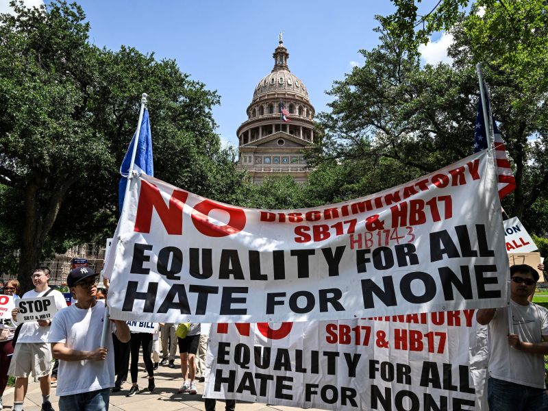 U.S. freezes immigrant visas for 75 countries in sweeping expansion of Trump-era 