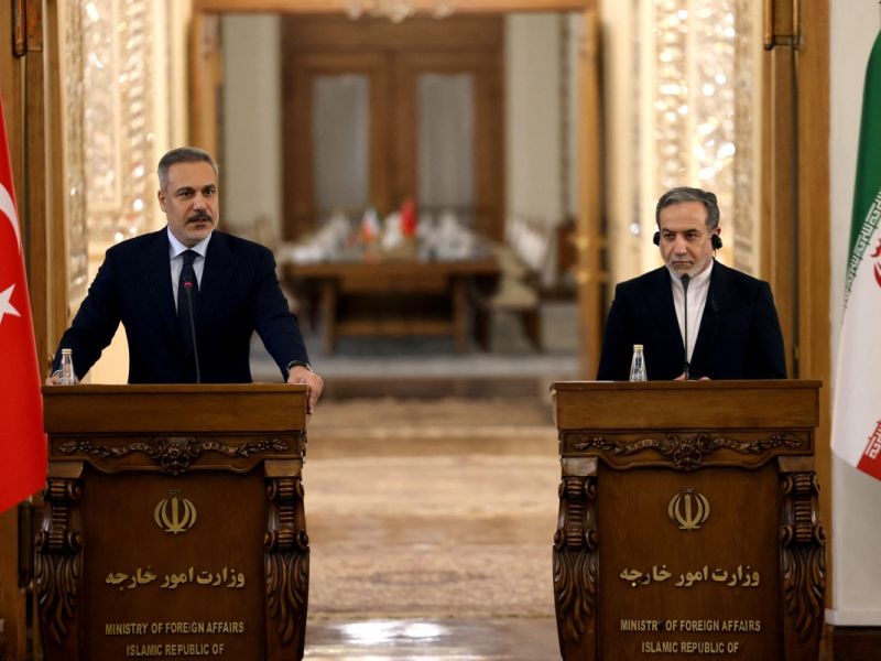 Iran FM visits Turkey