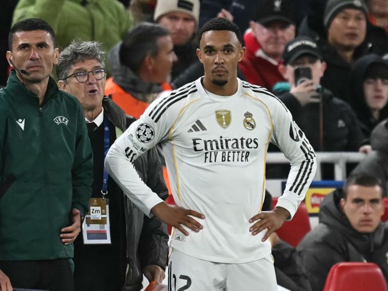 مانشستر سيتي يترقب وضع ترينت ألكسندر أرنولد في مدريد