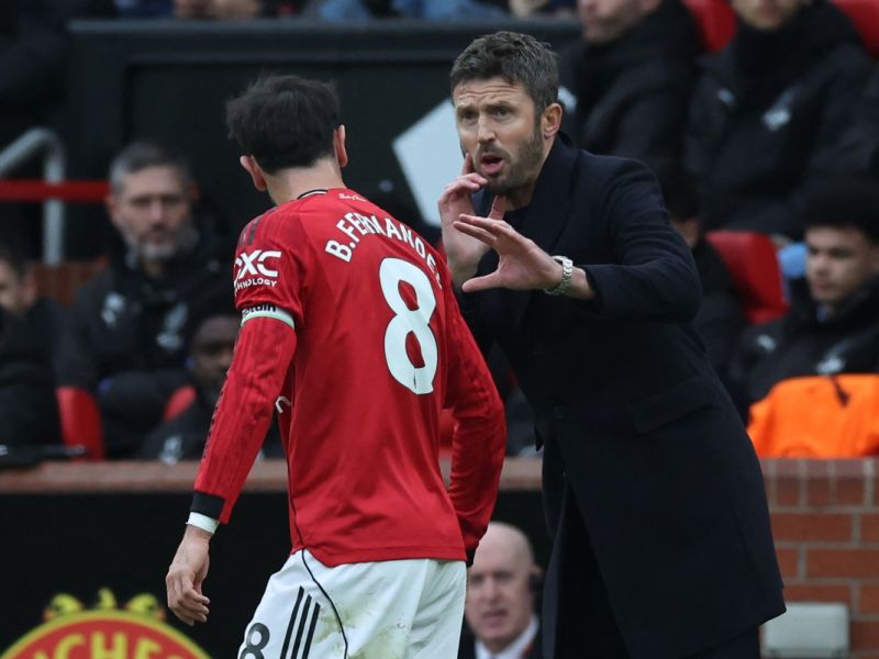 روني: كاريك أعطى جماهير يونايتد لمحة من عصر فيرغسون