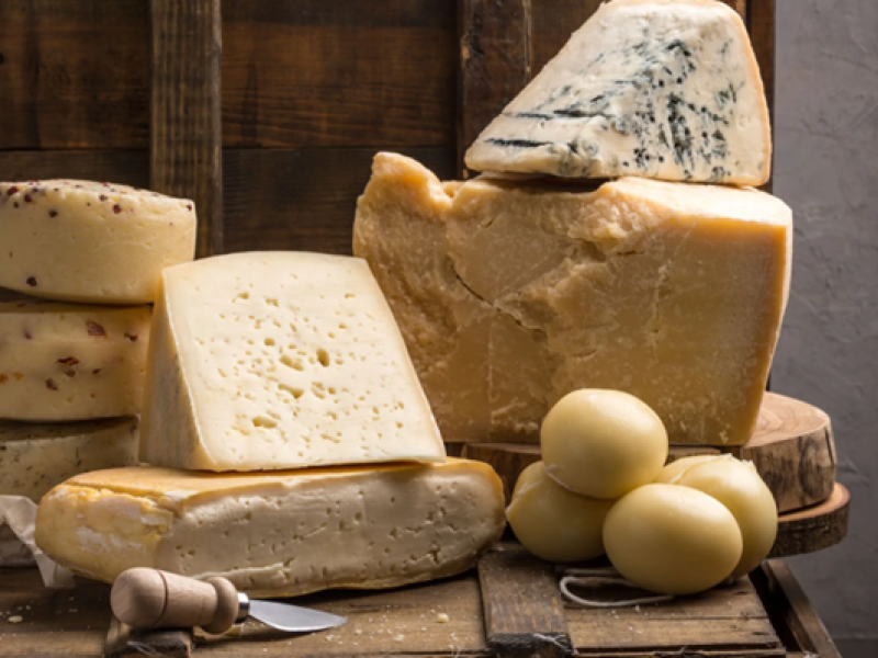 Radisson Blu Hotel Dubai Deira Creek Hosts “The Dubai Big Cheese Experience”, Including a Guinness World Records™ Attempt