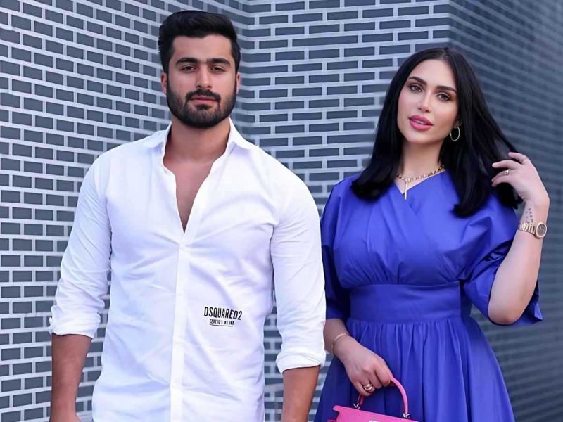 الدكتورة خلود وأمين