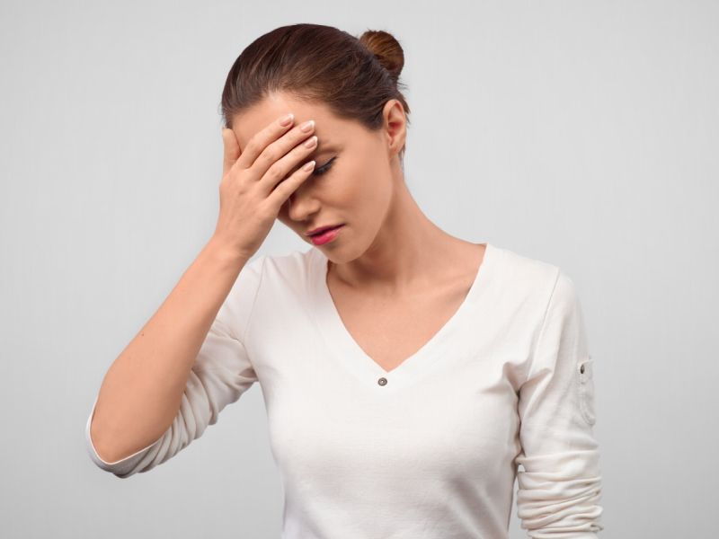 إذا عندكِ تكيّس المبايض… هذه الأعشاب صديقة هرموناتكِ