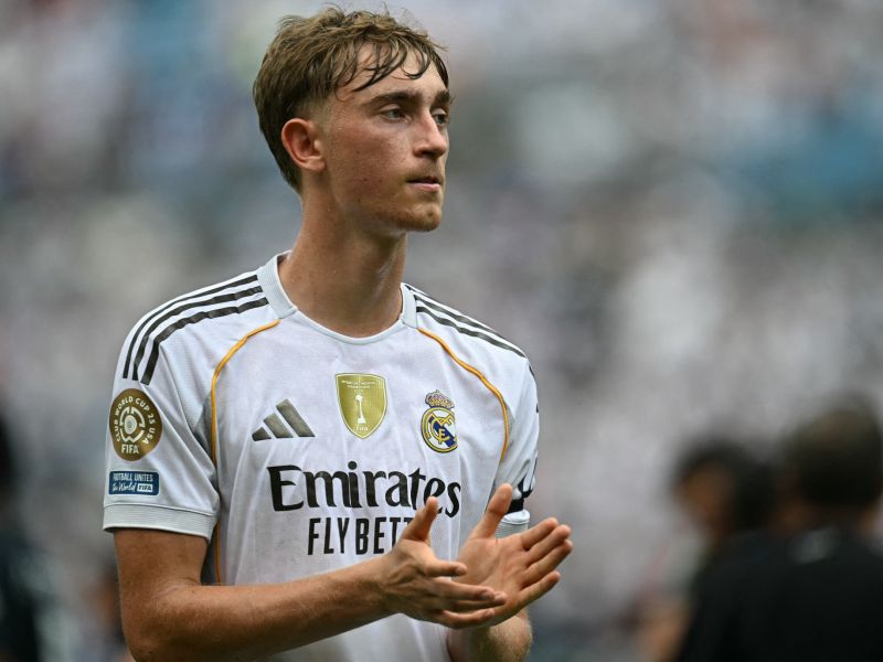 هويسن يغيب..وقرارات حاسمة بانتظار أربيلوا أمام بنفيكا