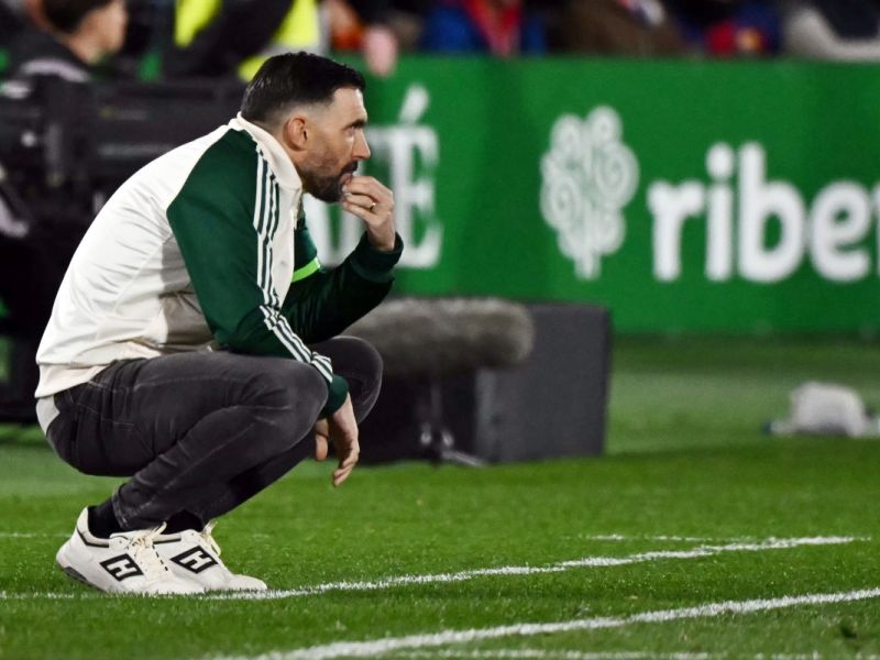 سارابيا يعترف بتفوق برشلونة بعد مواجهة إلتشي