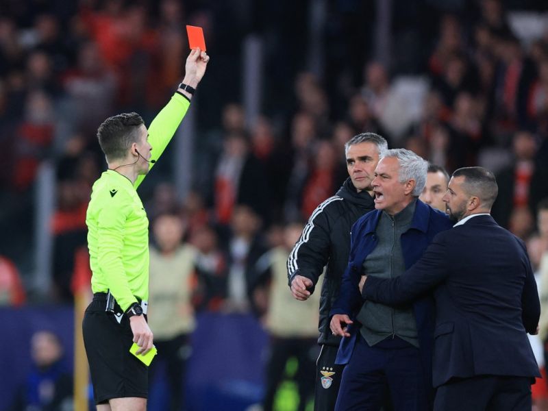 مانولو لاما ينتقد مورينيو بشدة بسبب تصريحاته عن فينيسيوس جونيور