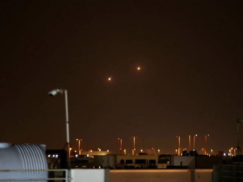 الدفاعات الخليجية تتصدى